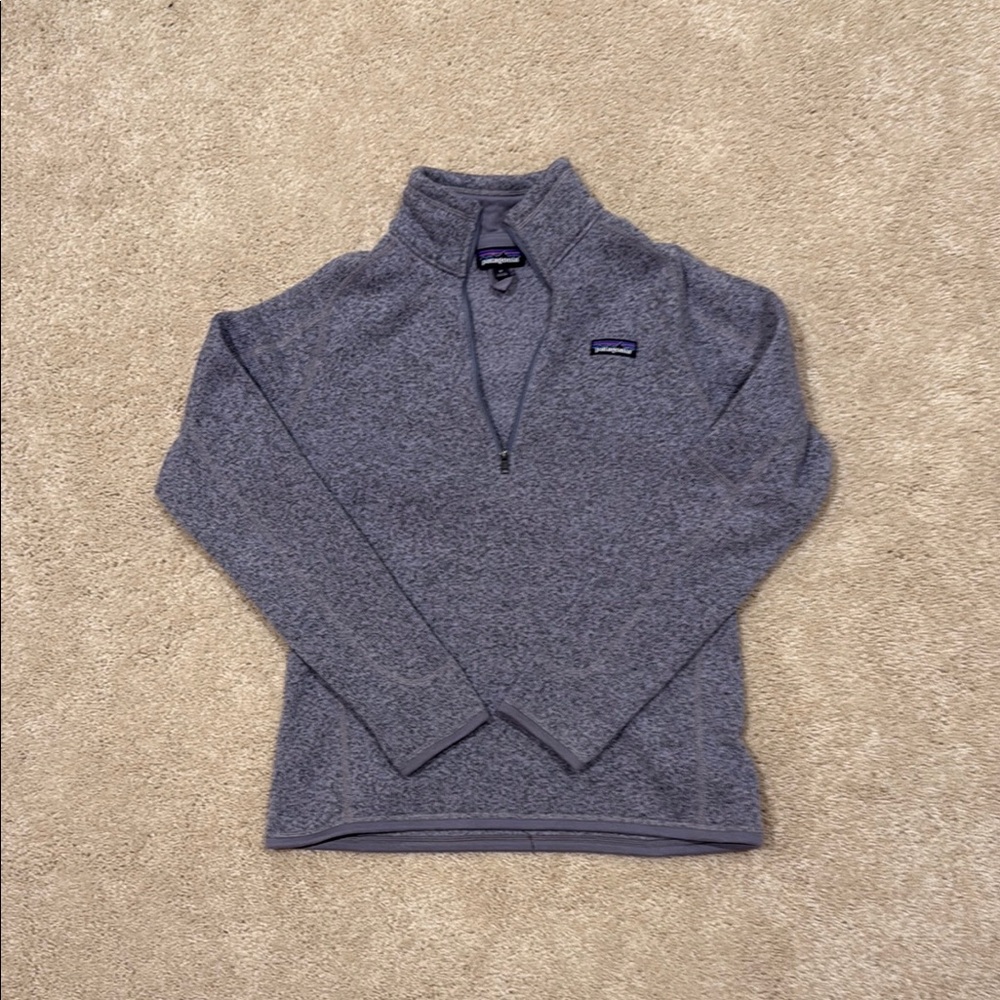 Patagonia 1/4  Zip Up Top with Athletic Design